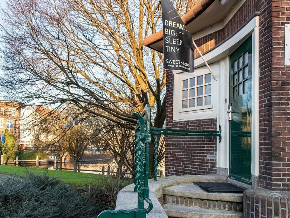 SWEETS - Willemsbrug Hotel in Amsterdam