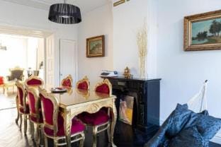 Dina-Perla Lodges: shared home in museum district Hotel in Amsterdam