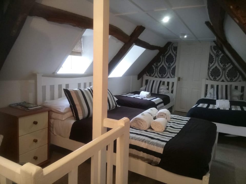 Jireh House Hotel in Freshwater