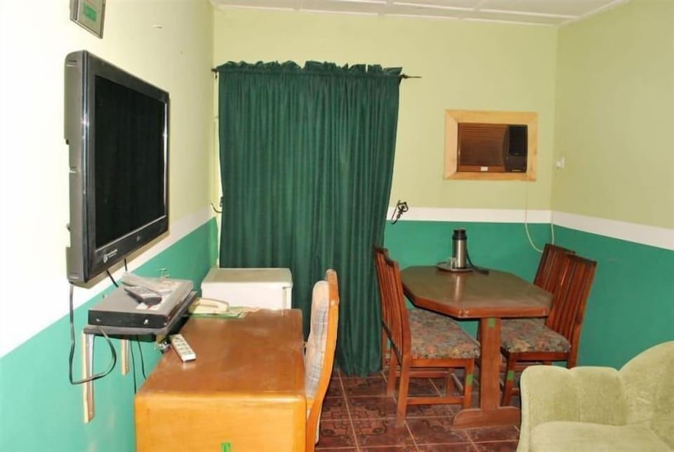 COUNTRY HOME HOTEL Hotel in Cameroon