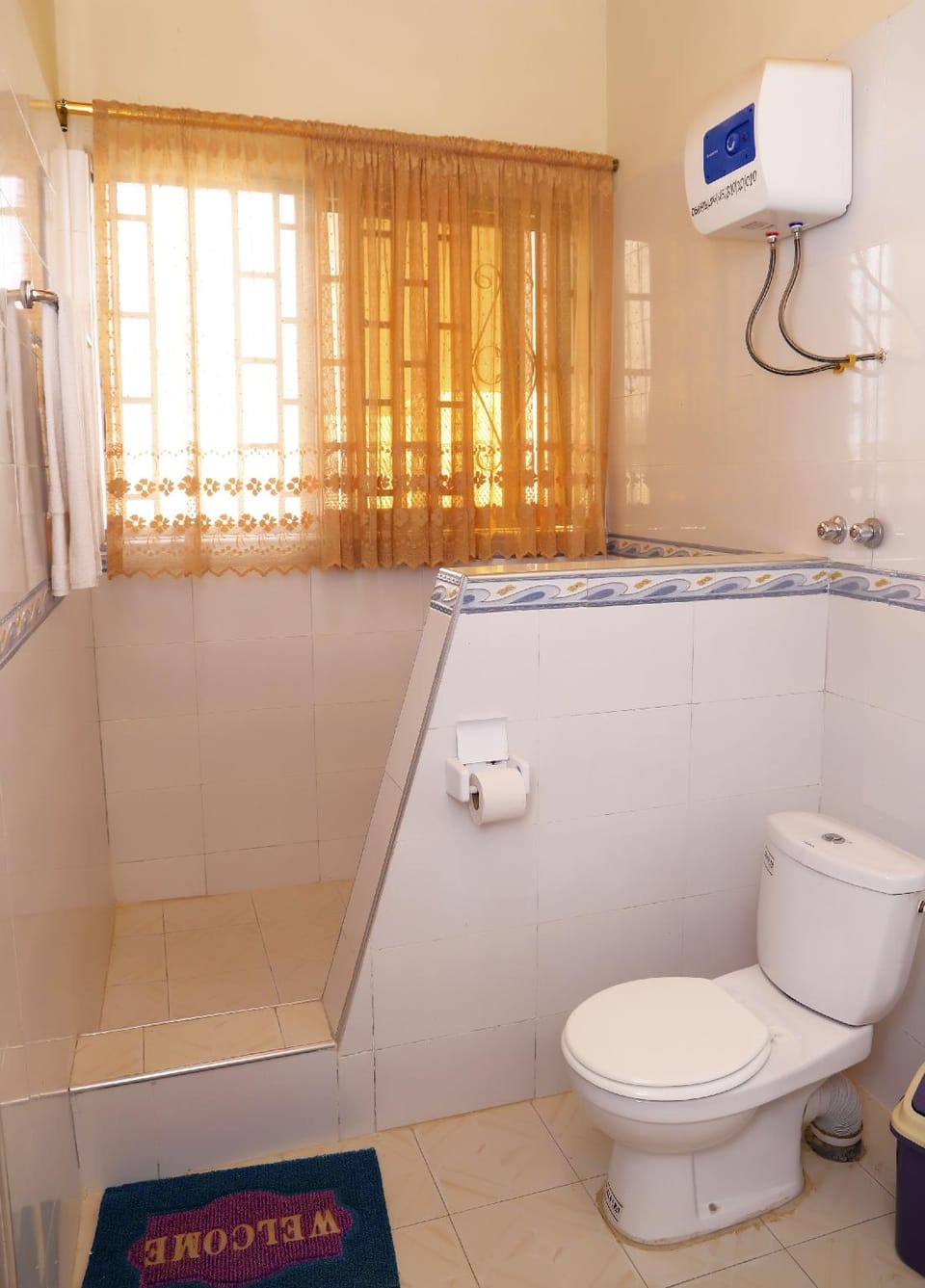 Osaah Bema lodge Hotel in Kumasi