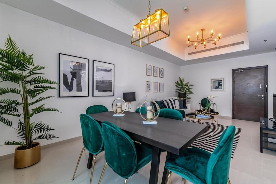 Nasma Luxury Stays - Botanica Tower Hotel in Dubai