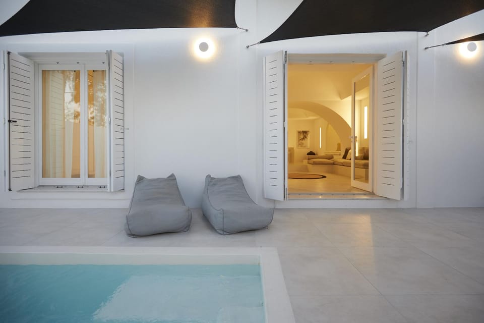 Le Blanc Nest Hotel in Mesaria