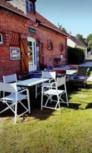 Auberge de villechaume Hotel in Centre-Val de Loire