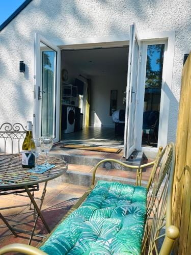 Tree View Studio Lodge in Ballycastle