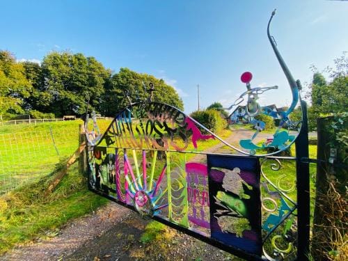 Camp Hillcrest - Bunkhouse Hostel in Tintern