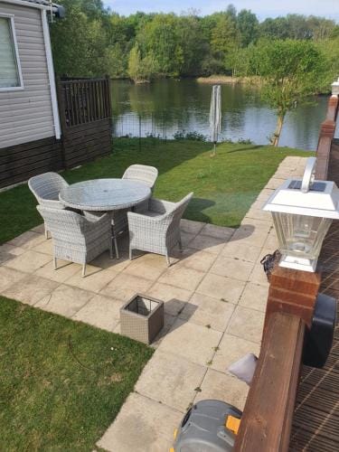 7 Lakes Country Park 6 Sunset View Lodge in England