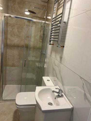 Good Priced Single Rooms in Northolt Hotel in London Borough of Ealing