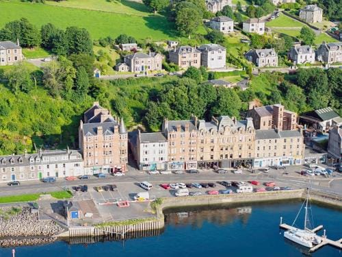 Lady Mary Sea View Inn in Scotland