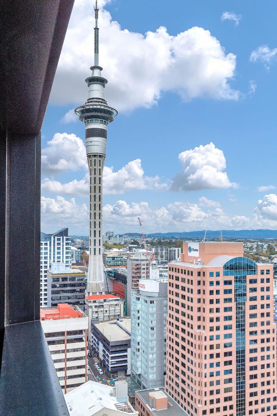Amazing Harbour, Skytower & Rangitoto Views Hotel in Auckland