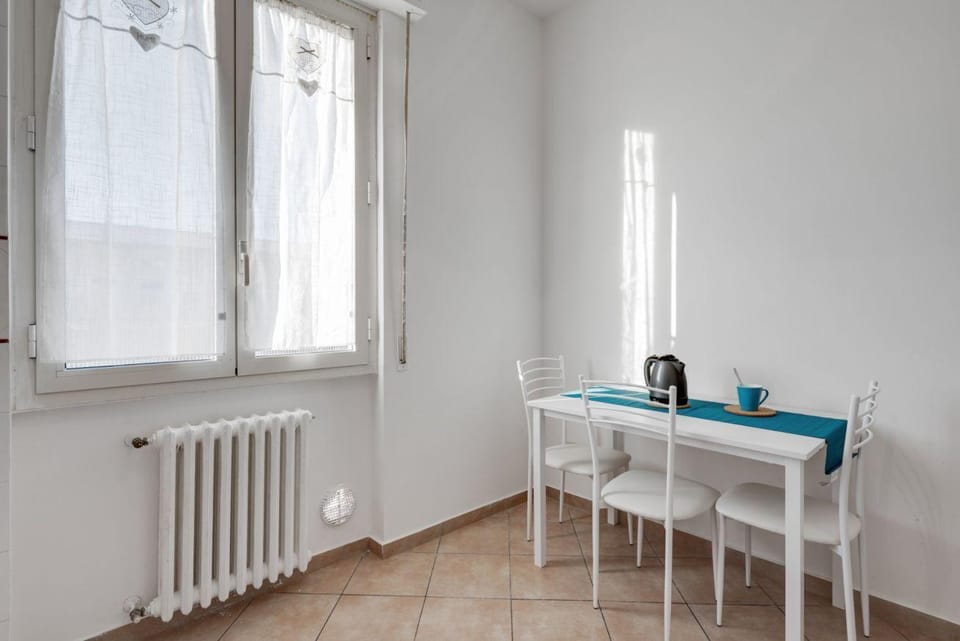 Lulli Cozy Apartment with Balcony Hotel in Florence