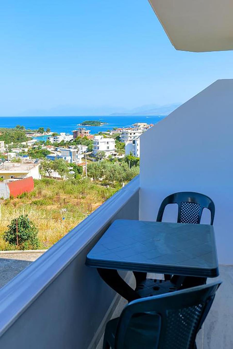 Vila Relax Hotel in Ksamil