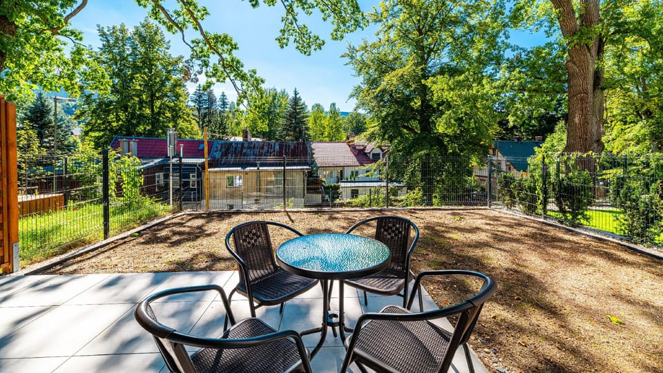 Apartamenty Sun & Snow Stone Hill Hotel in Lower Silesian Voivodeship