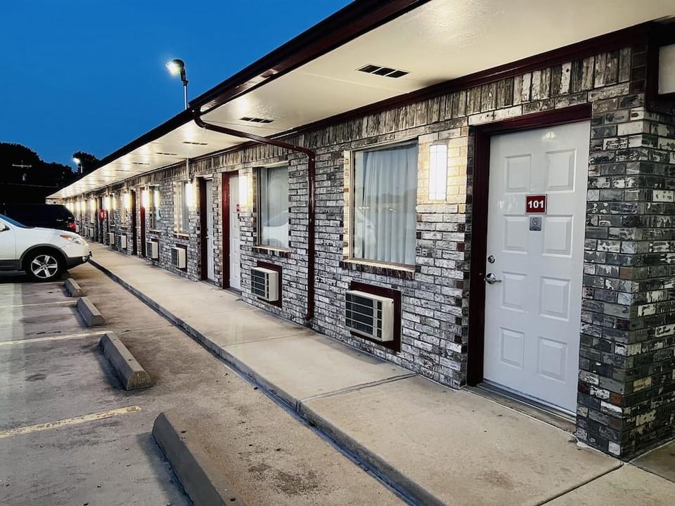 GREYSTONE INN Hotel in Texas