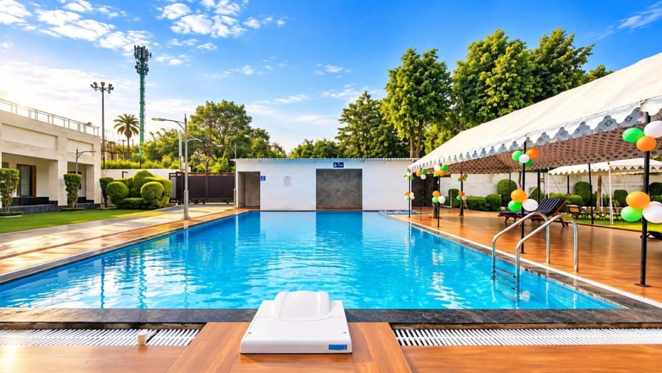 Jhansi Hotel Hotel in Uttar Pradesh
