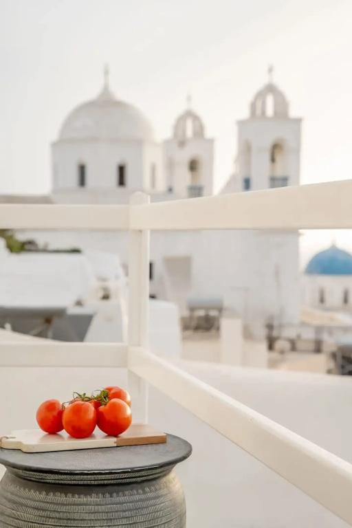 Yposkafon Concept Hotel in Santorini