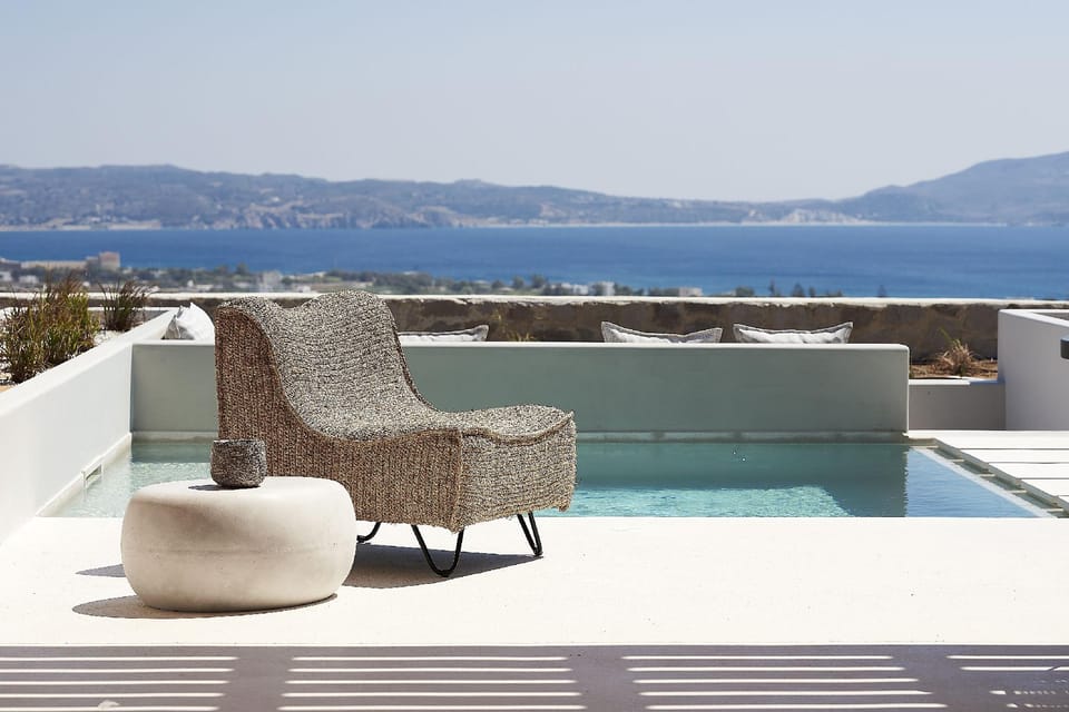 Cave Suites Hotel in Milos