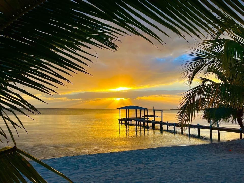 Coral Cove Inn Hotel in Stann Creek District