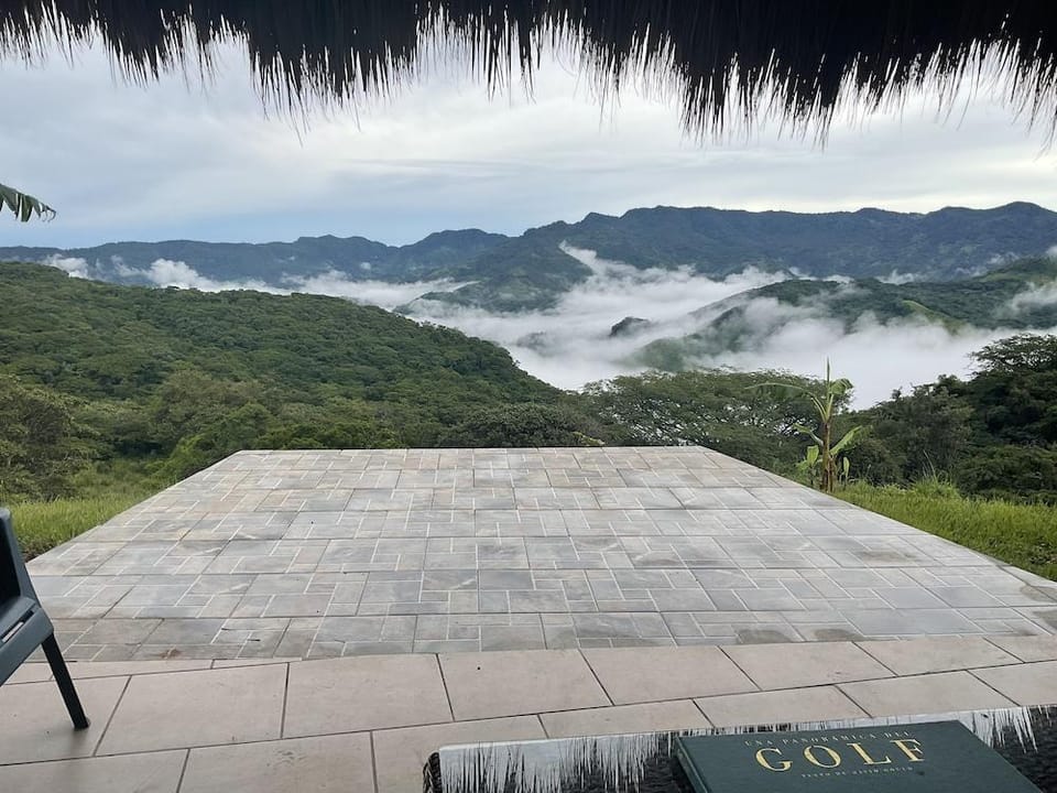 H & R Ranch Resort Hotel in Nicaragua