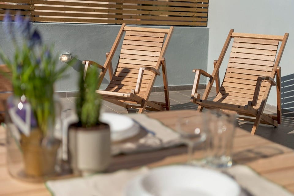 Executive Apartment With Private Terrace-d Hotel in Pireas