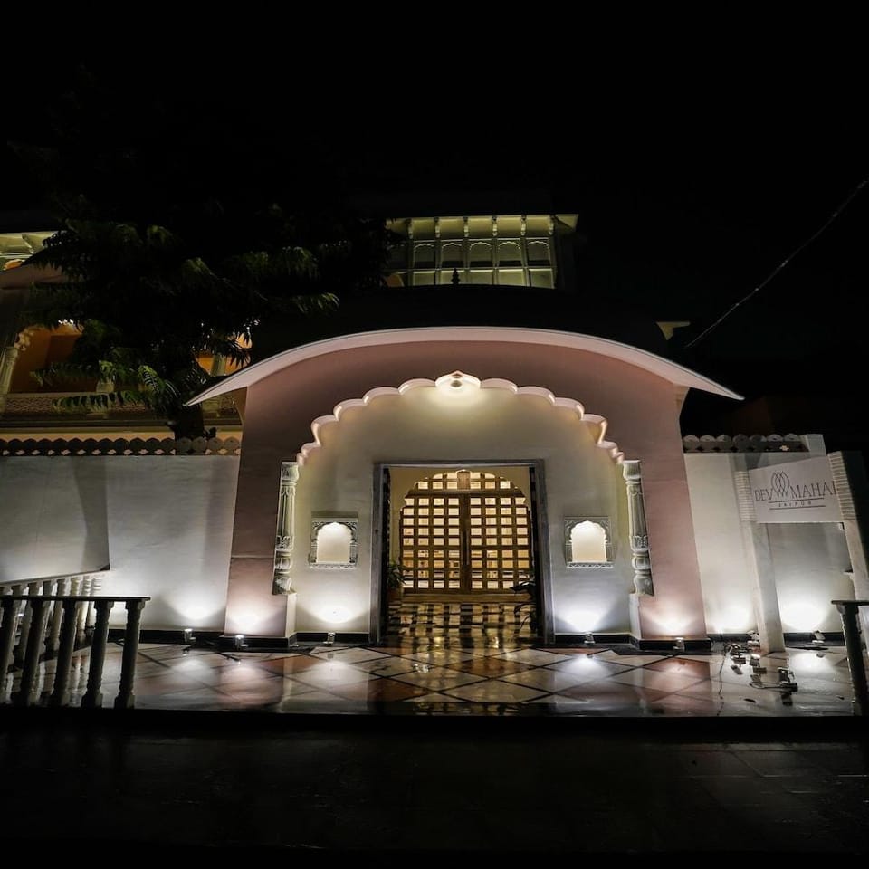 Hotel Dev Mahal Hotel in Jaipur