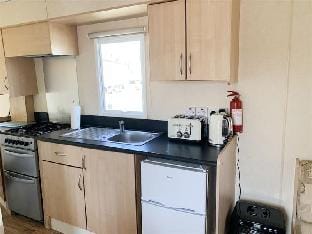 Beautiful 3-bedroom Caravan at Mersea Island Hotel in Mersea Island