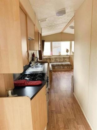 Beautiful 3-bedroom Caravan at Mersea Island Hotel in Mersea Island