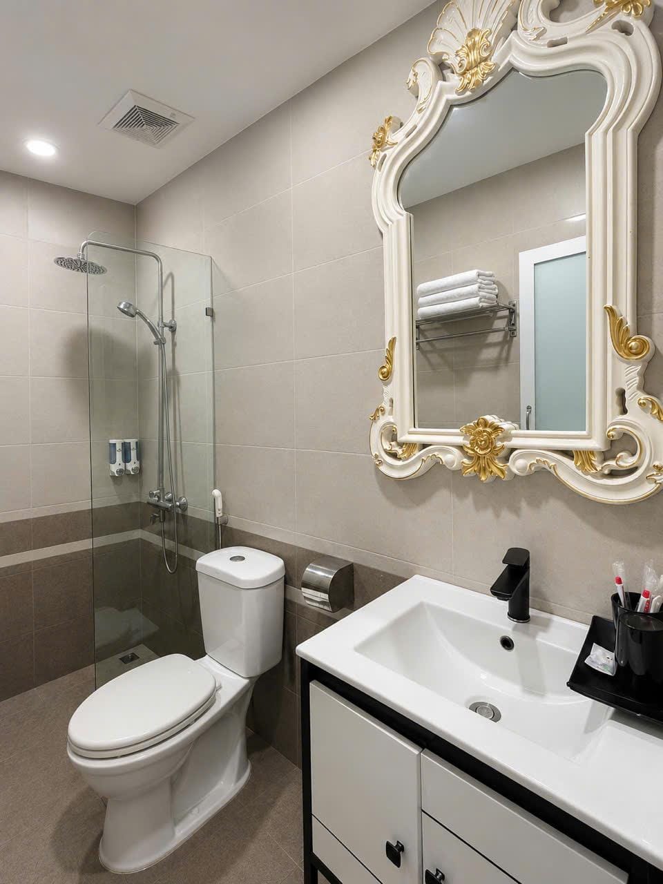 Hanoi Oriental Hotel and Travel Hotel in Hanoi