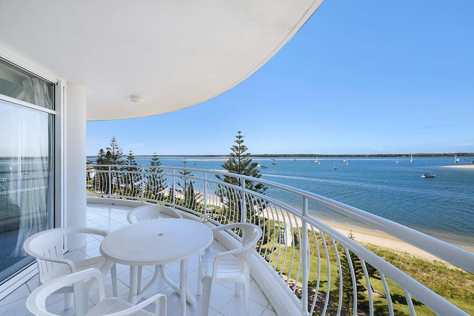 The Atrium Resort Apartment hotel in South Stradbroke