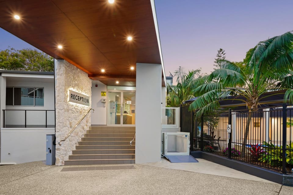 Palm Court Motor Inn Motel in Port Macquarie