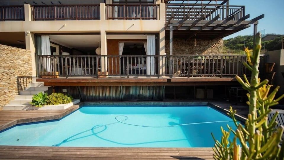 4 Dolphin views La Mercy Hotel in KwaZulu-Natal