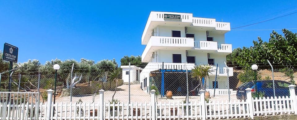 Creta Star Apartments Hotel in Crete