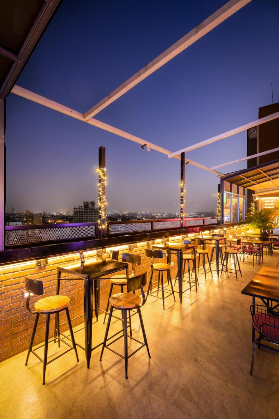 Bar/lounge
