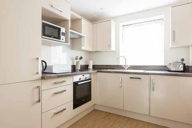HOF - City Wall House Apartment hotel in Reading
