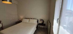 Roses Village Apartment Hotel in Liguria