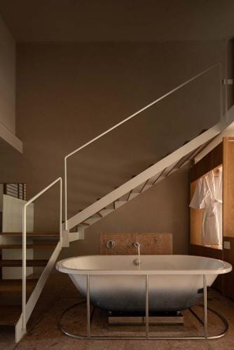 Rakuhotel Hotel in Zhejiang