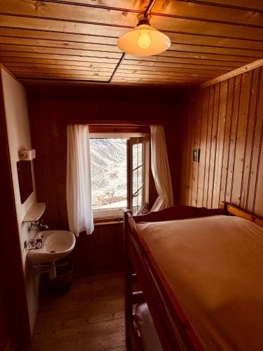 Casa Ristorante Belvedere Lodge in Canton of Grisons