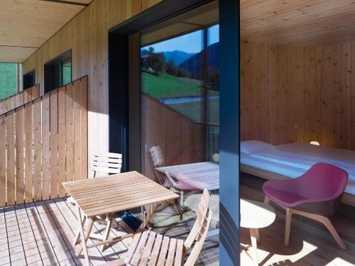 ChieneHuus - vegetarisches Hotel und Seminarhaus Hotel in Canton of Valais
