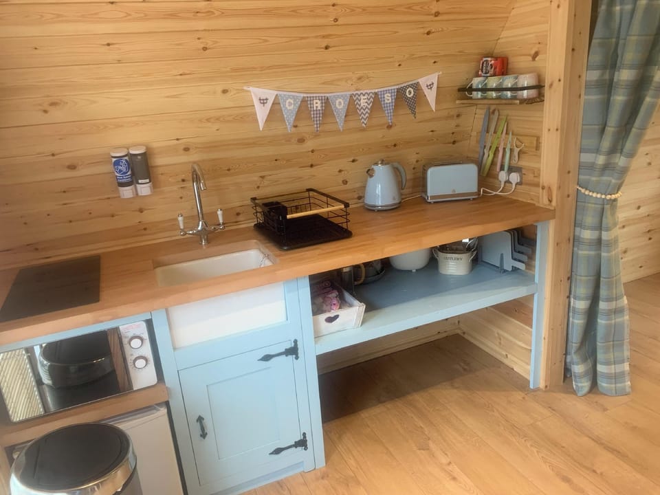 Torrent Walk Glamping Hotel in Wales