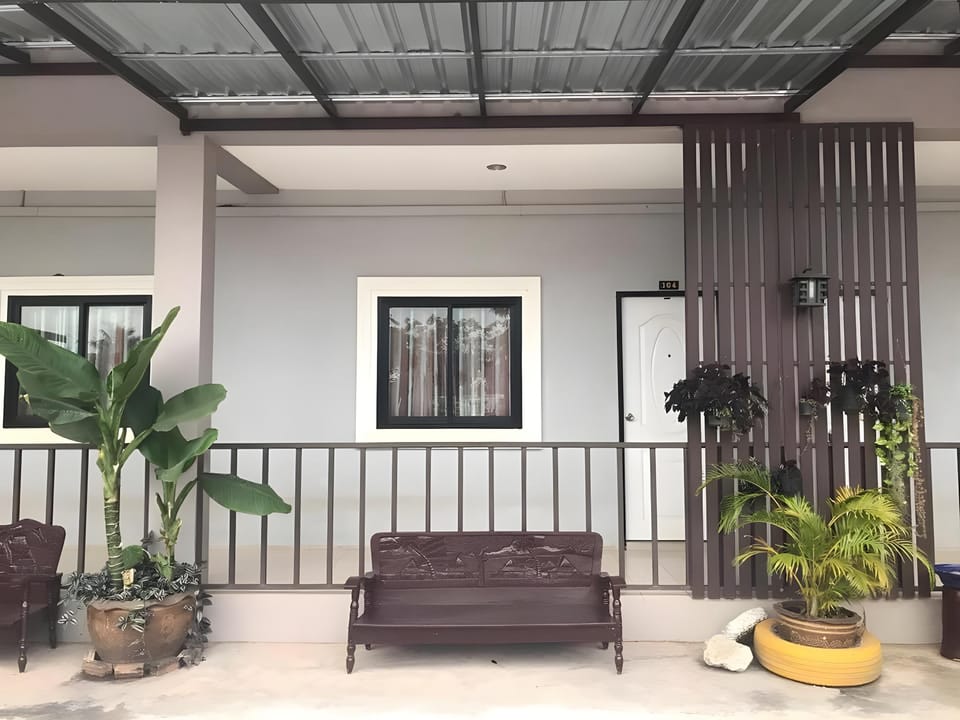 Sandee Homeplace Apartment hotel in Laos
