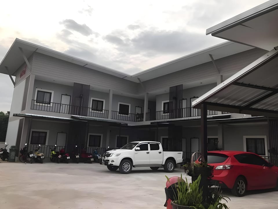 Sandee Homeplace Apartment hotel in Laos