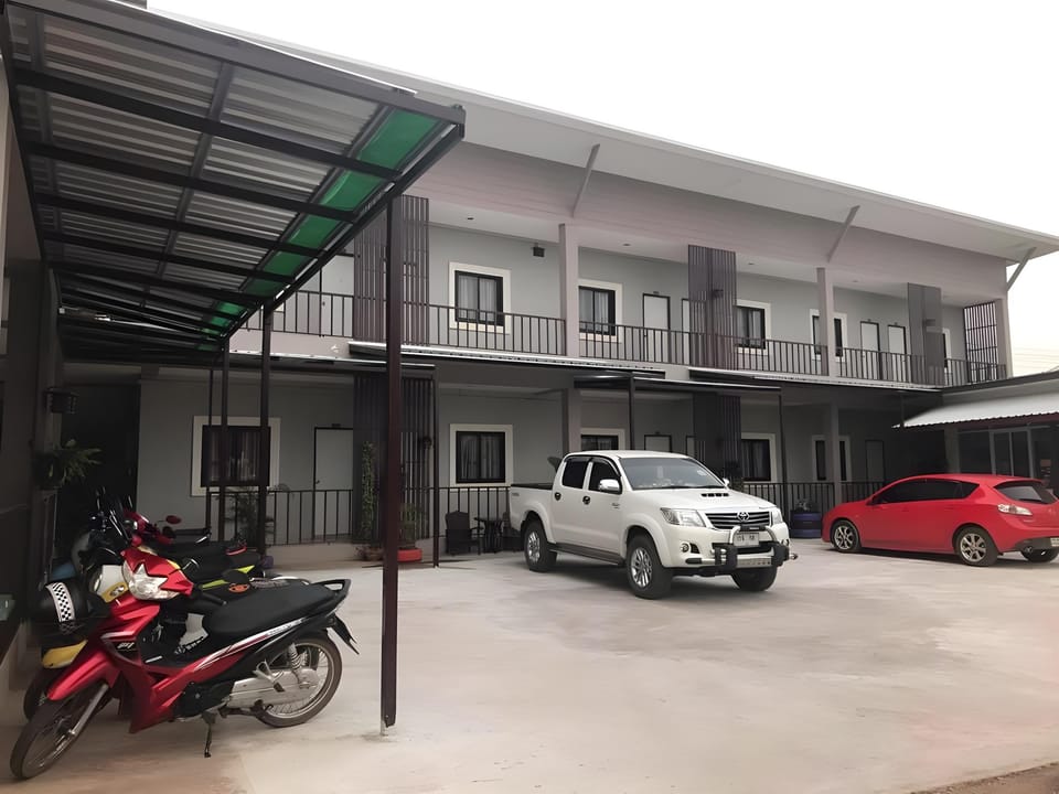 Sandee Homeplace Apartment hotel in Laos