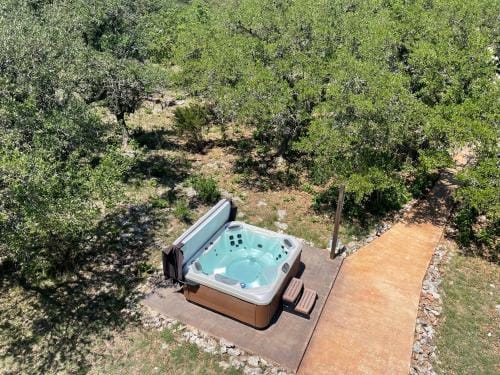 Walnut Canyon Cabins Hotel in Rio Grande
