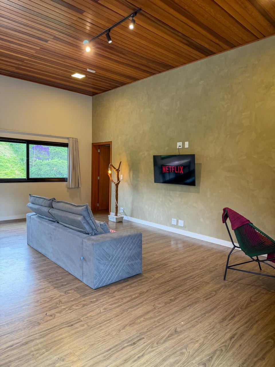 Villa Mantiqueira SFX - Suites Hotel in Sao Jose dos Campos