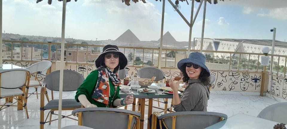 Topview Pyramids And Museum Hotel in Egypt
