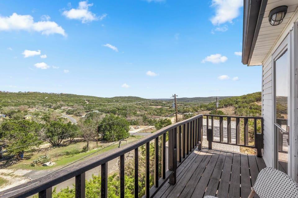 The Heritage Hideaway Views Games & More Hotel in Jonestown