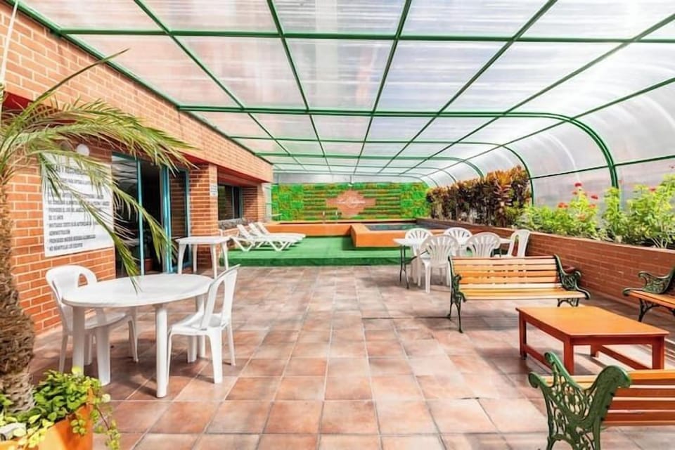 Fontana Suites Hotel in Quito
