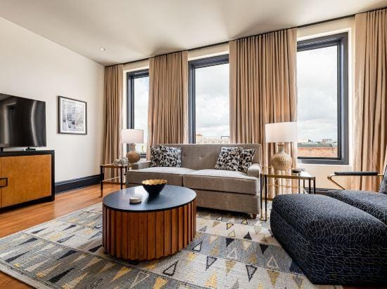 2BR Prime Unit 2 Blocks to Bourbon St | The Mayfair Hotel in French Quarter