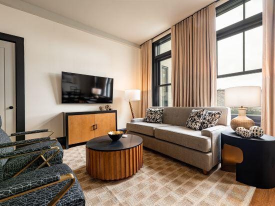4BR Perfect Group Unit Walk to French Quarter | The Mayfair Hotel in French Quarter