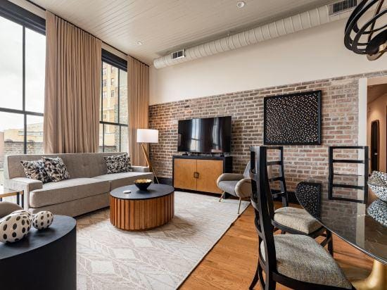 3BR Ultimate Group Retreat 2 Blocks to Bourbon St | The Mayfair Hotel in French Quarter